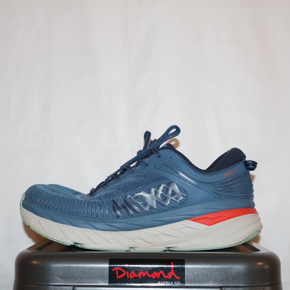 Hoka One One Bondi 7